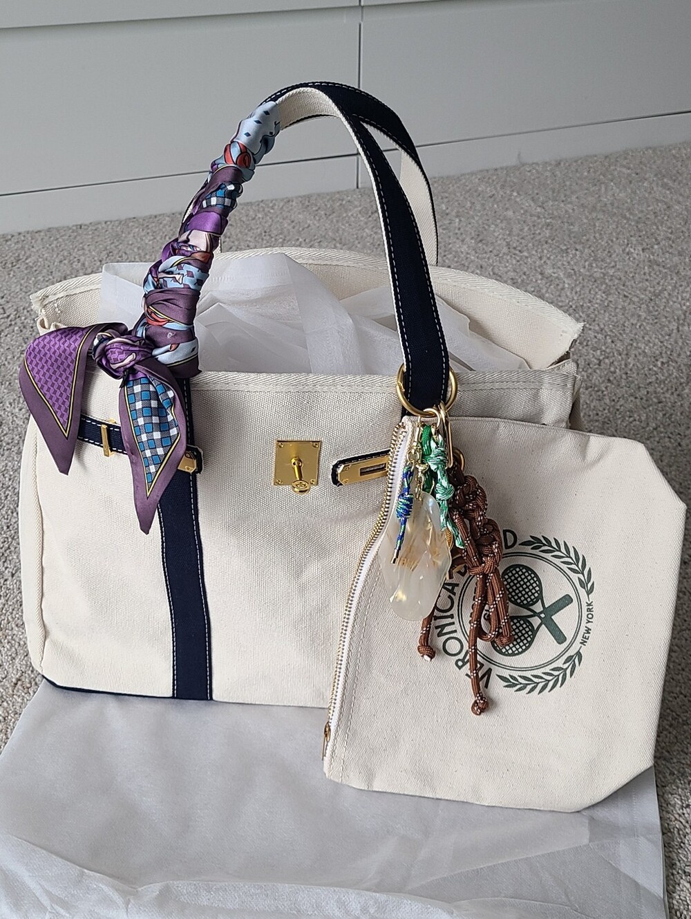 NWOT Velantra "Boatkin" w/ Veronica Beard Pouch and Bag Charm